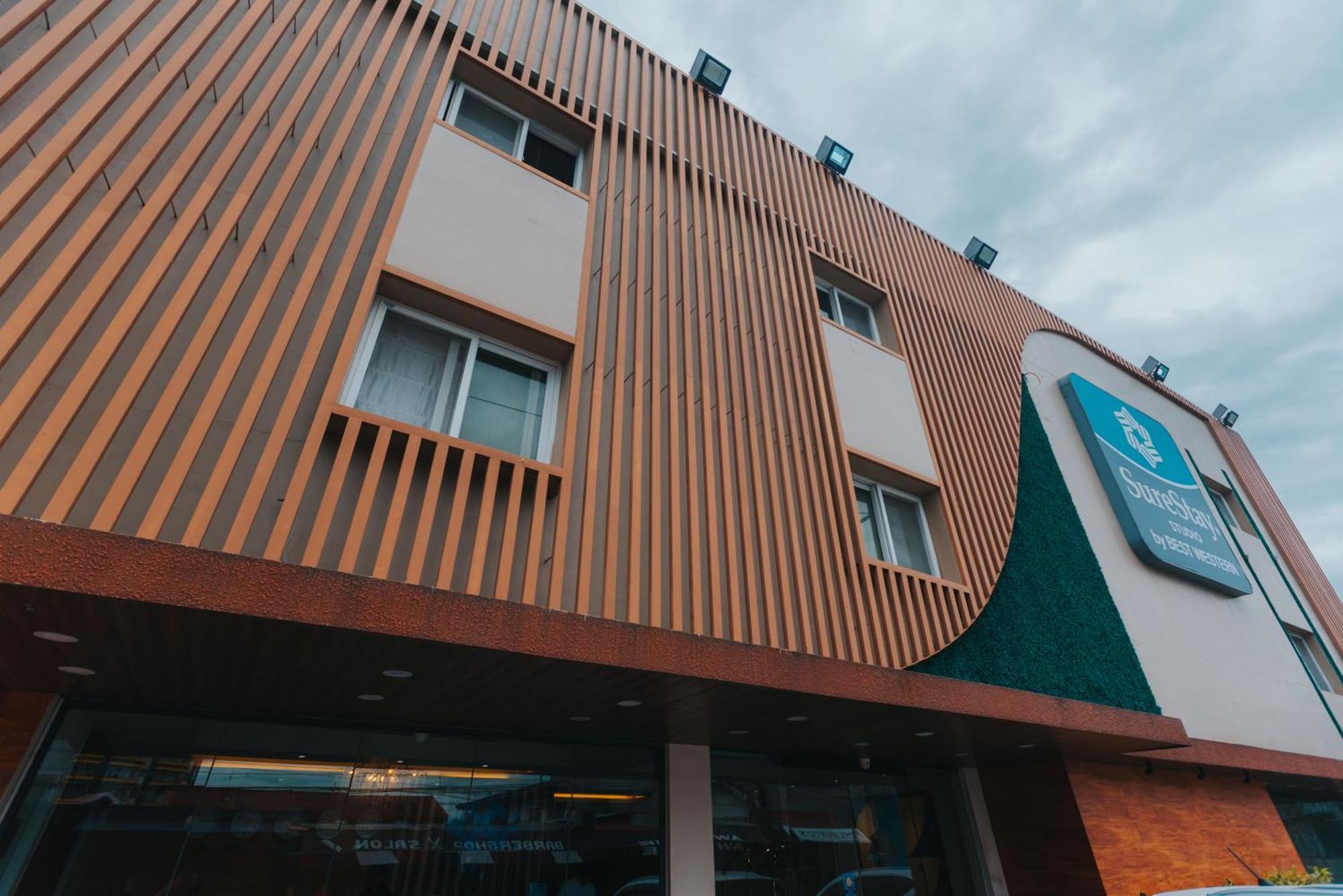 Surestay Studio By Best Western Clarkview Angeles City Exteriér fotografie