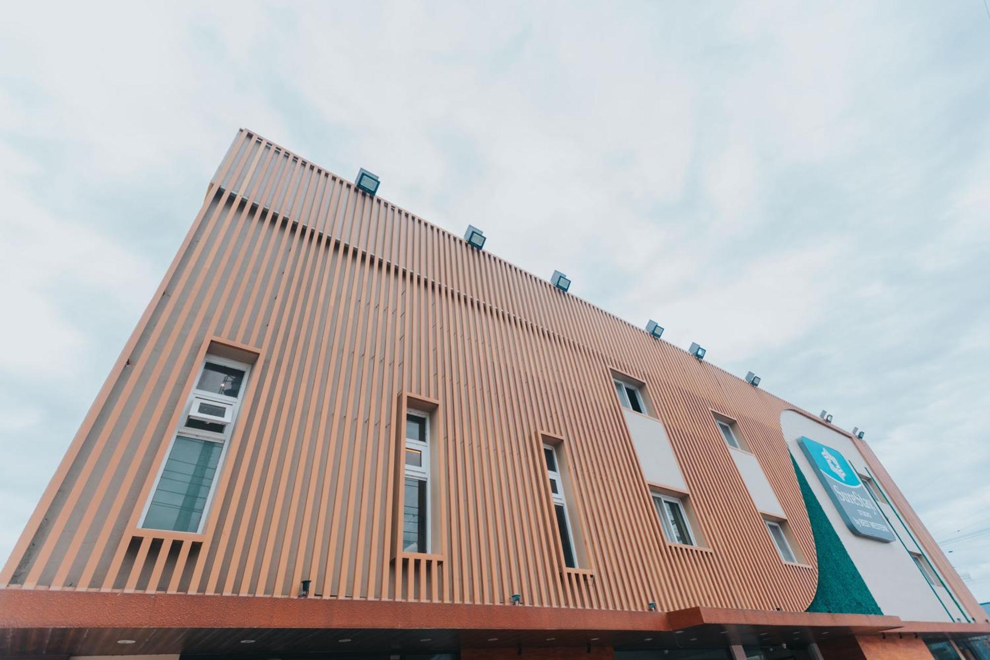 Surestay Studio By Best Western Clarkview Angeles City Exteriér fotografie